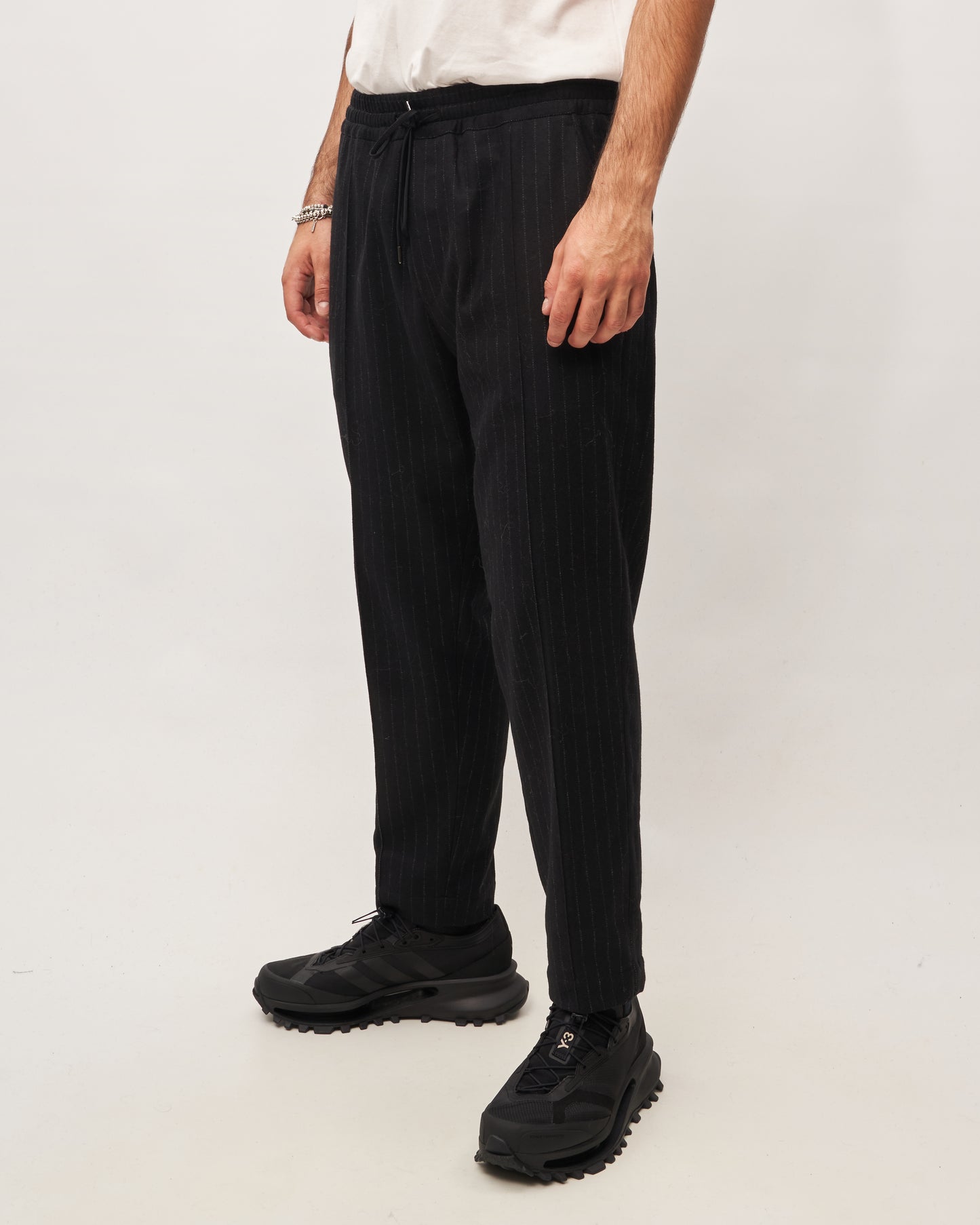 Isabel Benenato pantaloni grigi