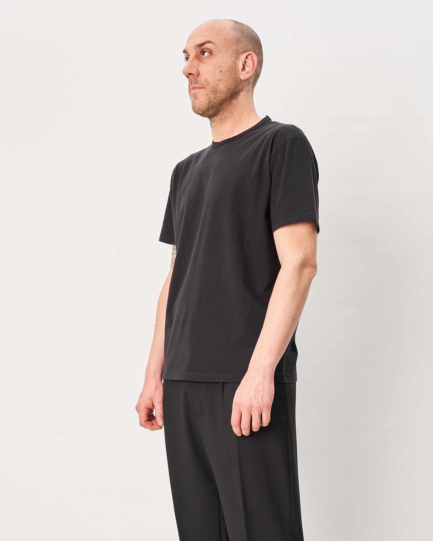 Grifoni t-shirt nera girocollo