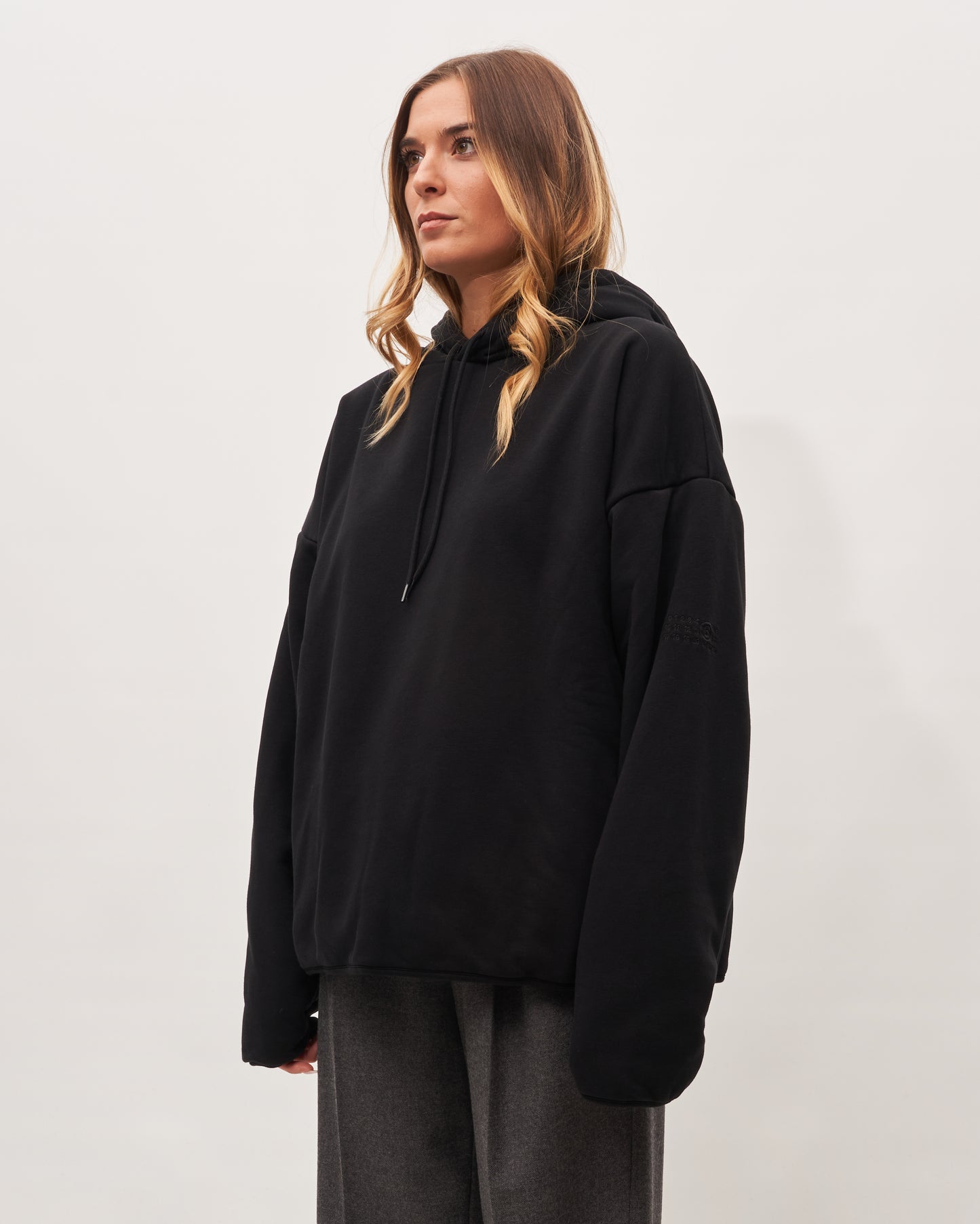 MM6 Margiela felpa nera doppiata