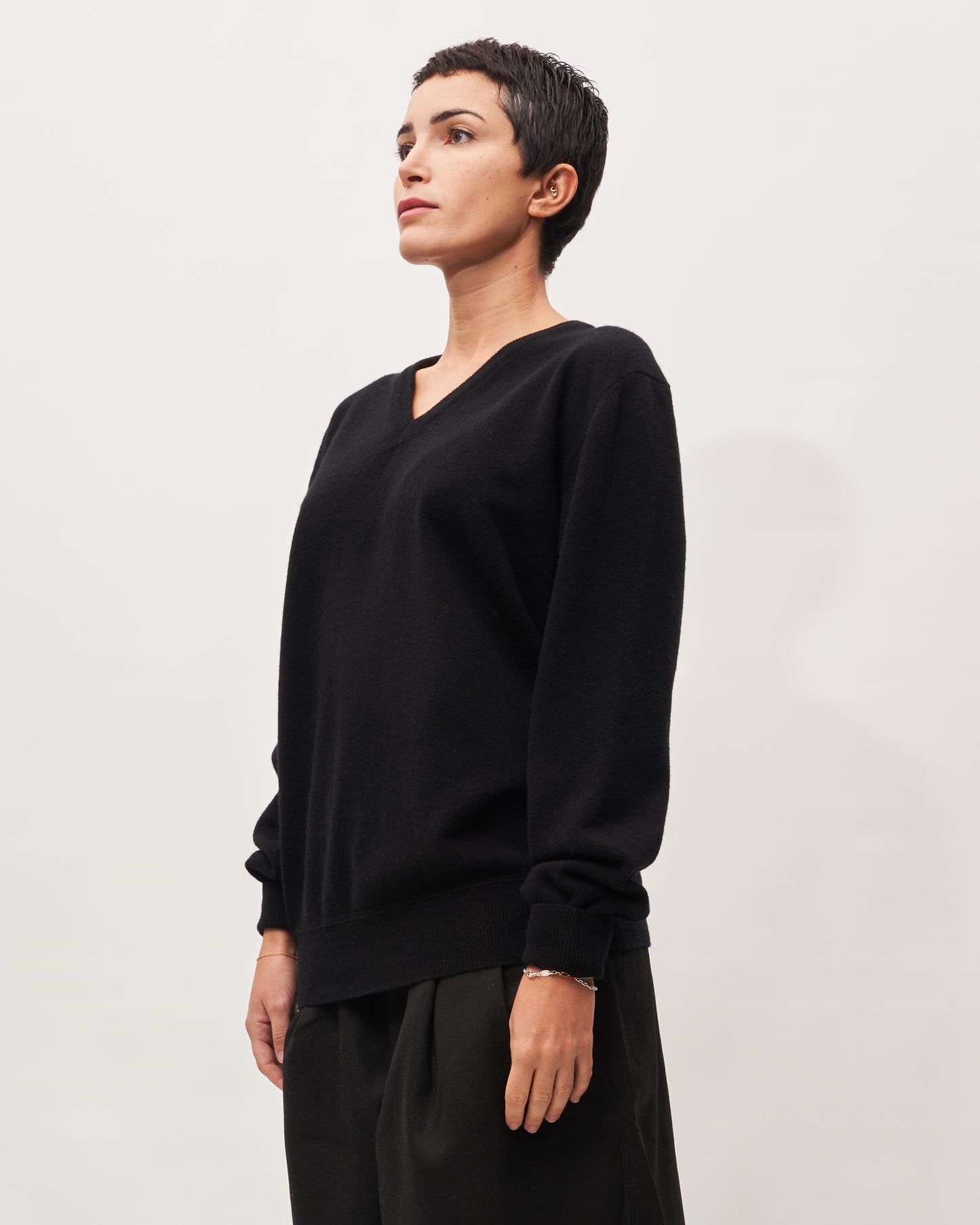 Paolo Ragazzini maglia nera V neck