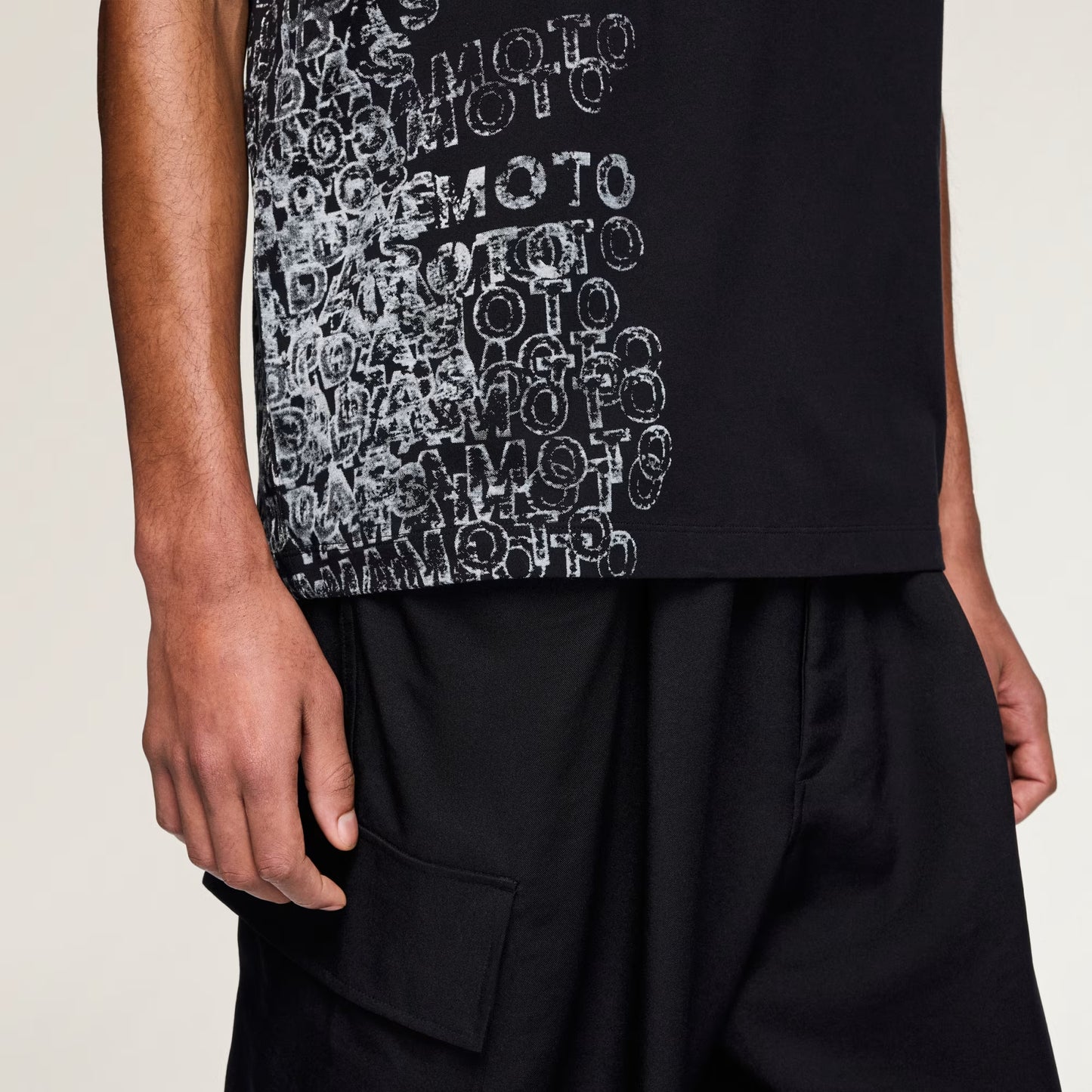 Y3 Yamamoto t-shirt nera con stampa sul fianco