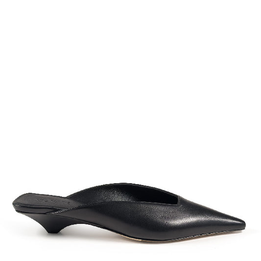 Vic Matiè ciabattina nera tacco basso