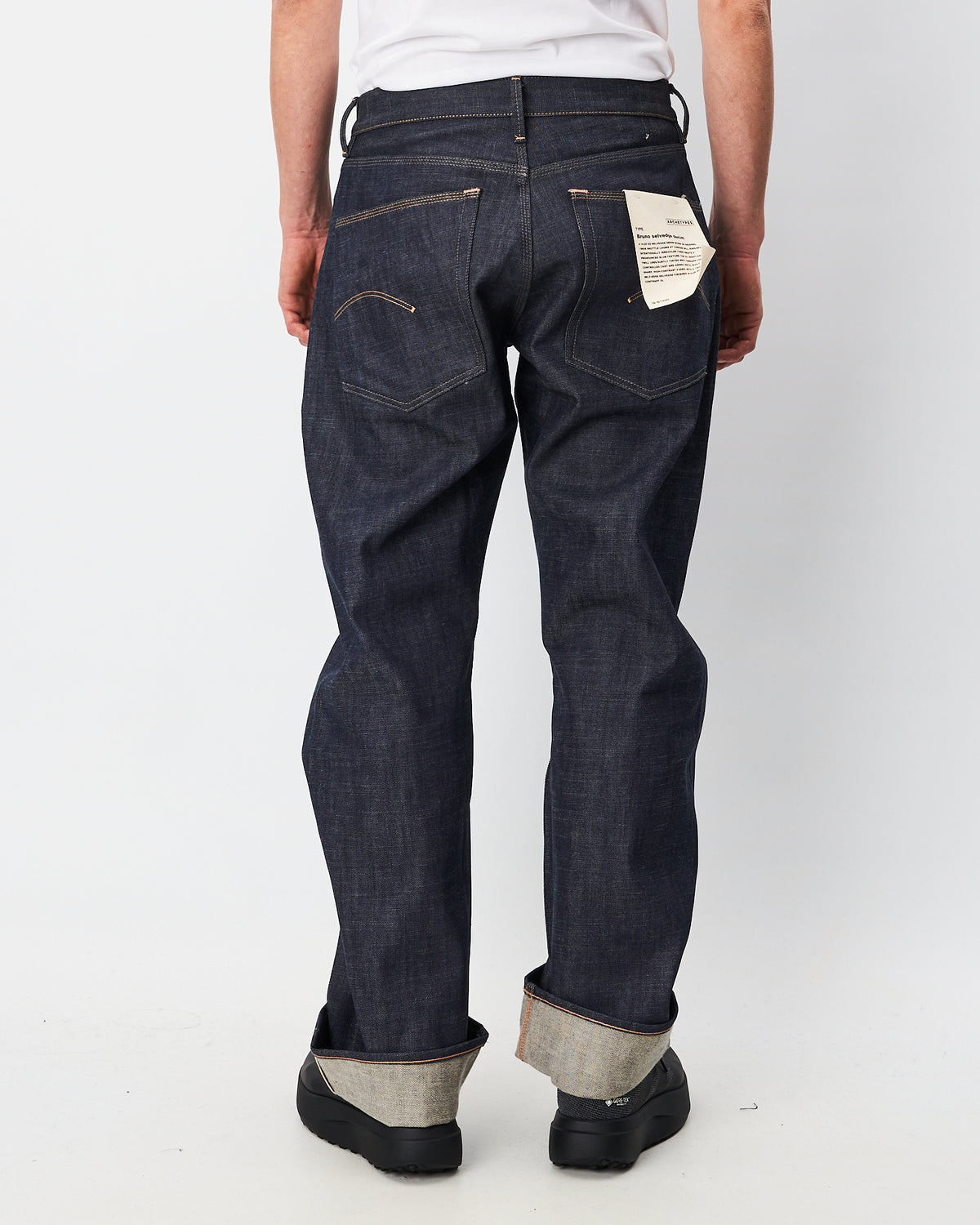 Archetype denim uomo rigido blu scuro