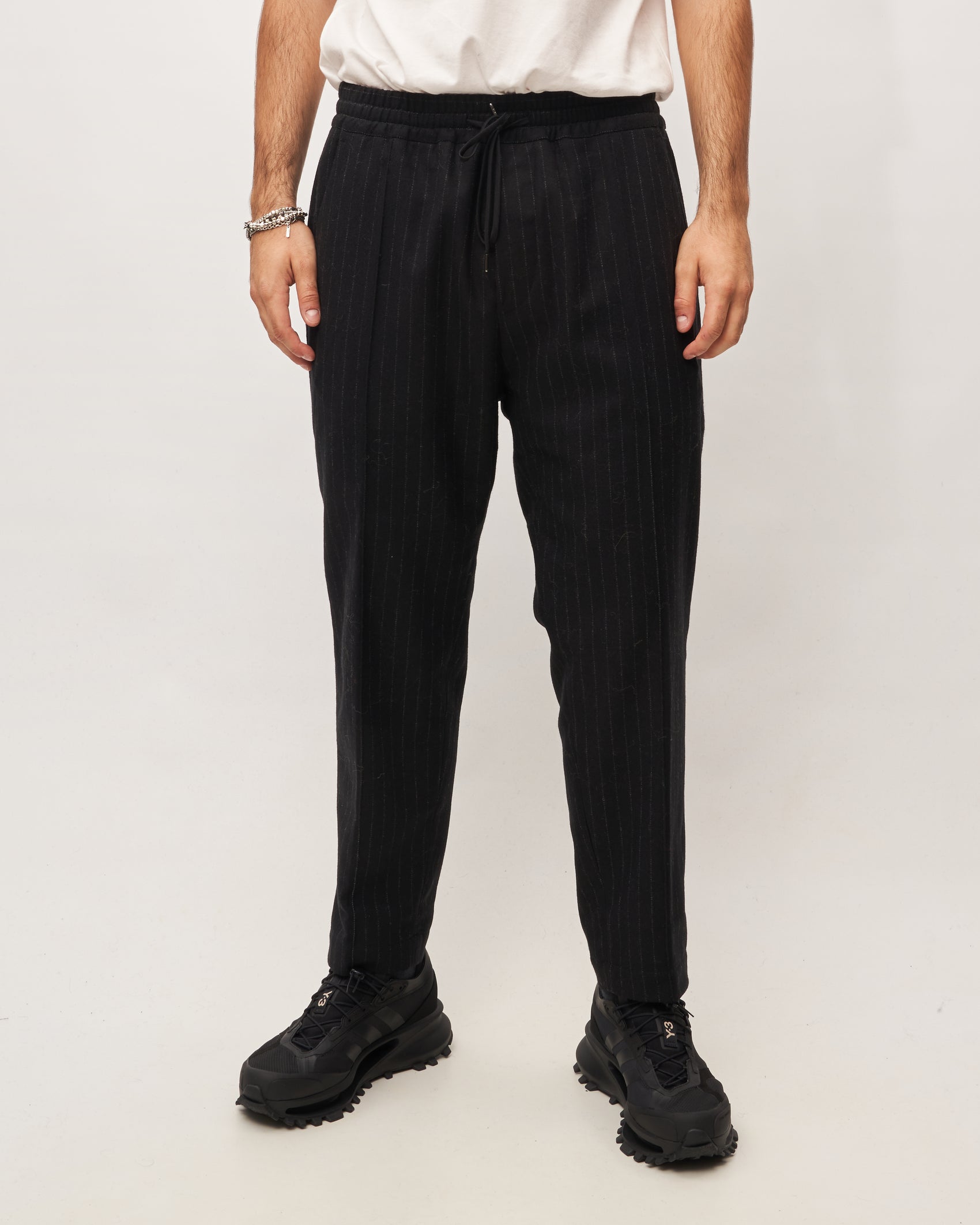Isabel Benenato pantaloni grigi