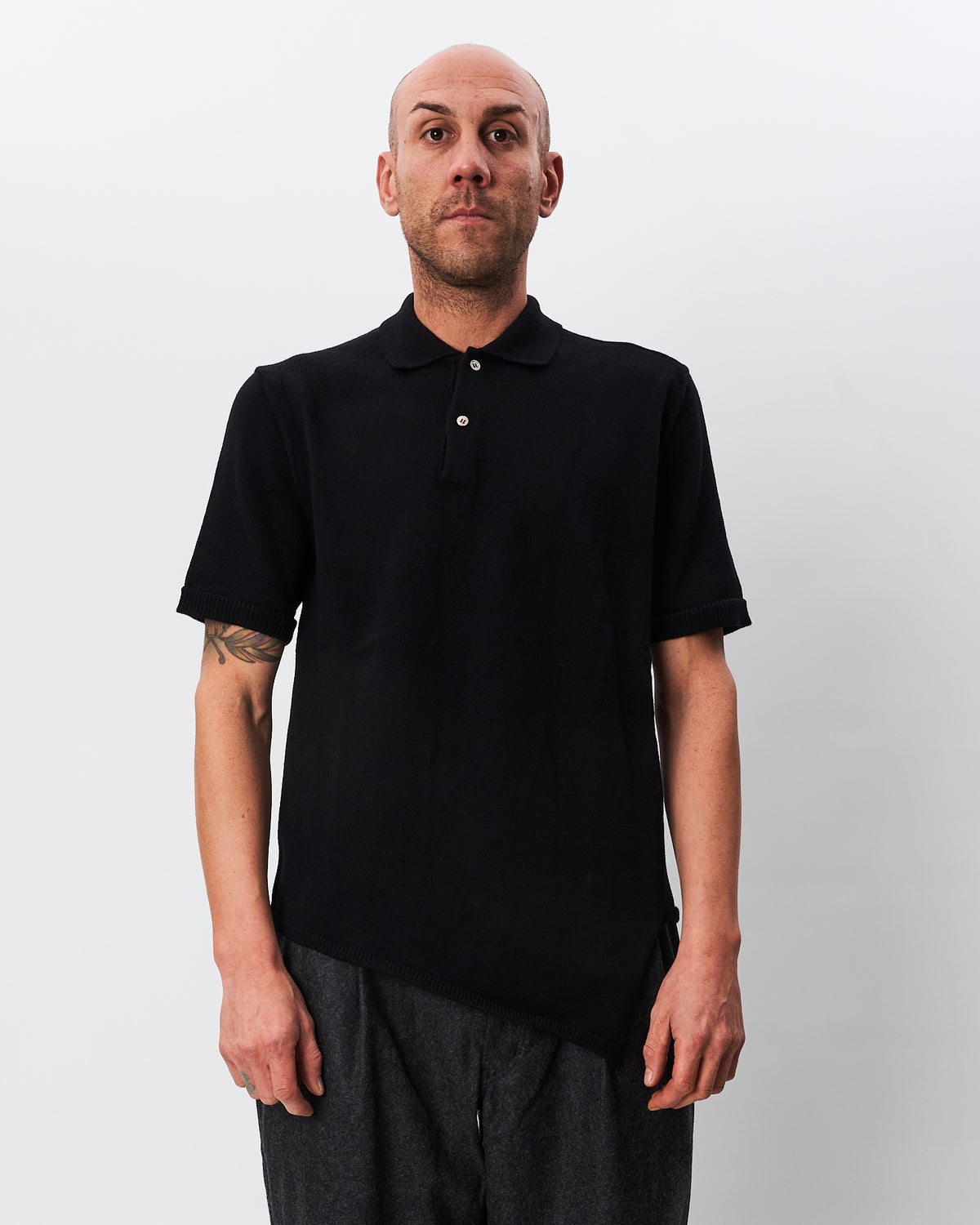 Comme des Garçons polo nera asimmetrica in lana (Copia)