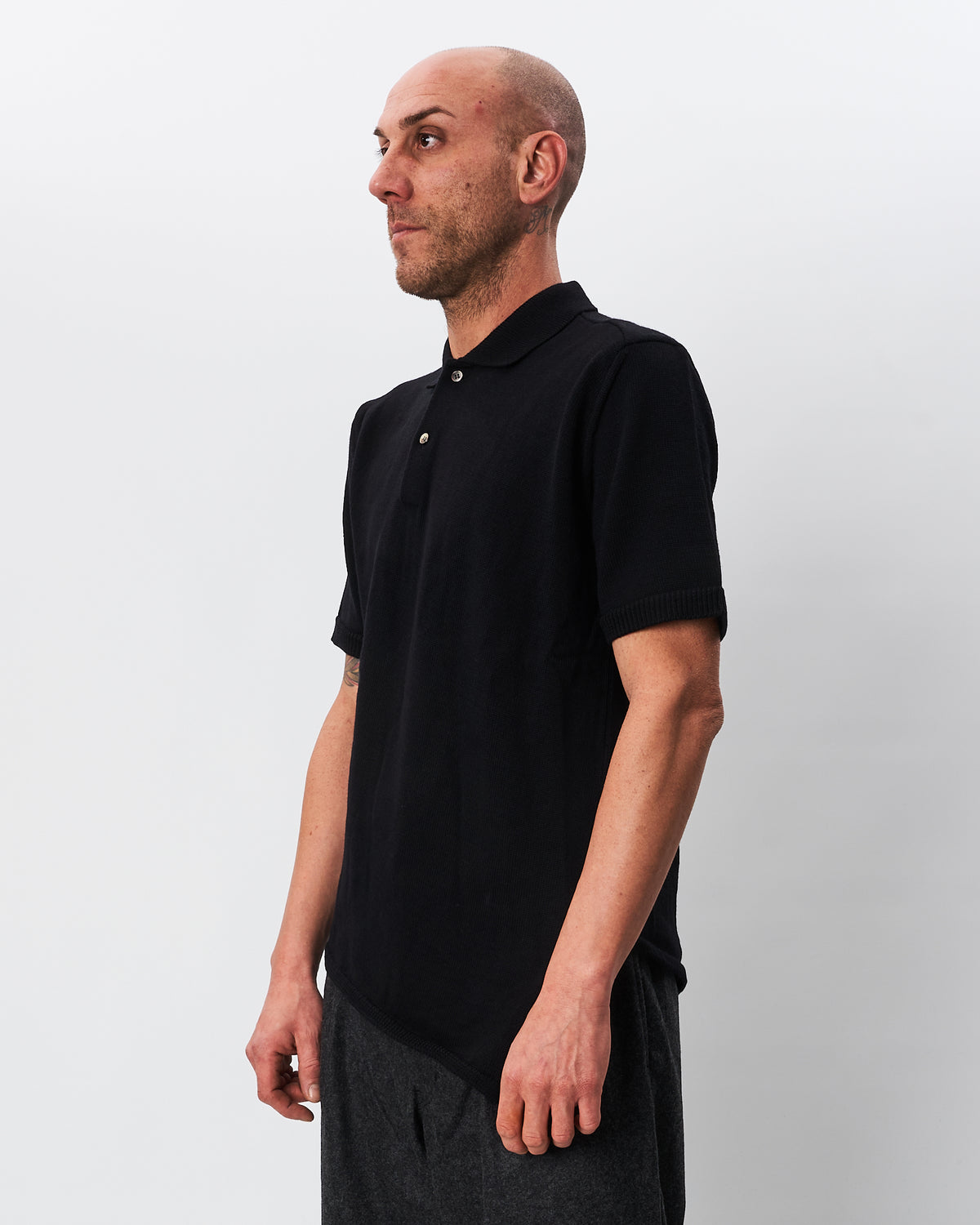 Comme des Garçons polo nera asimmetrica in lana (Copia)