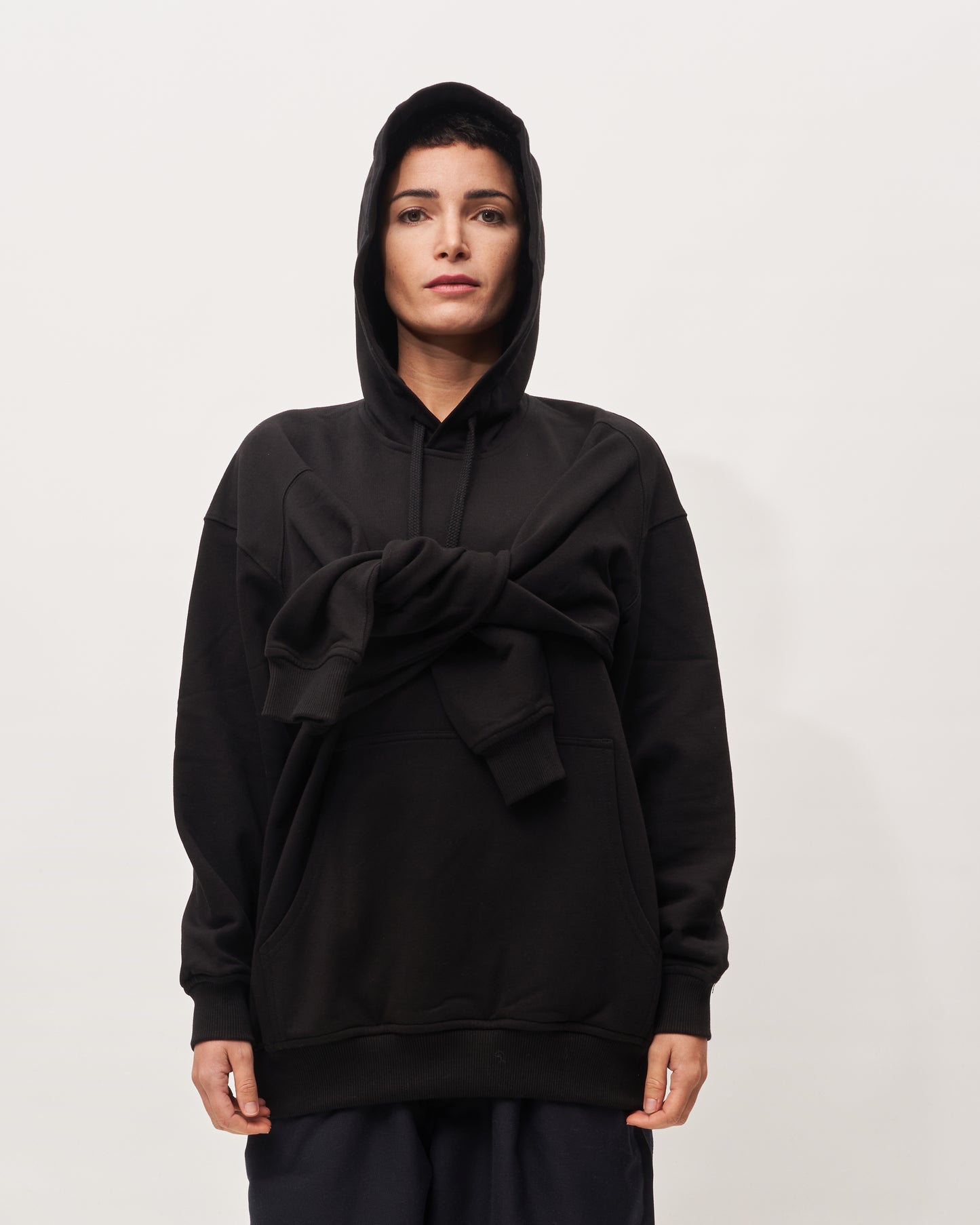 Comme des Garçons felpa nera con 4 maniche