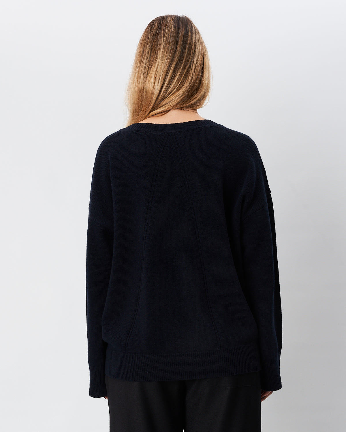 Roberto Collina maglia blu notte scollo a V