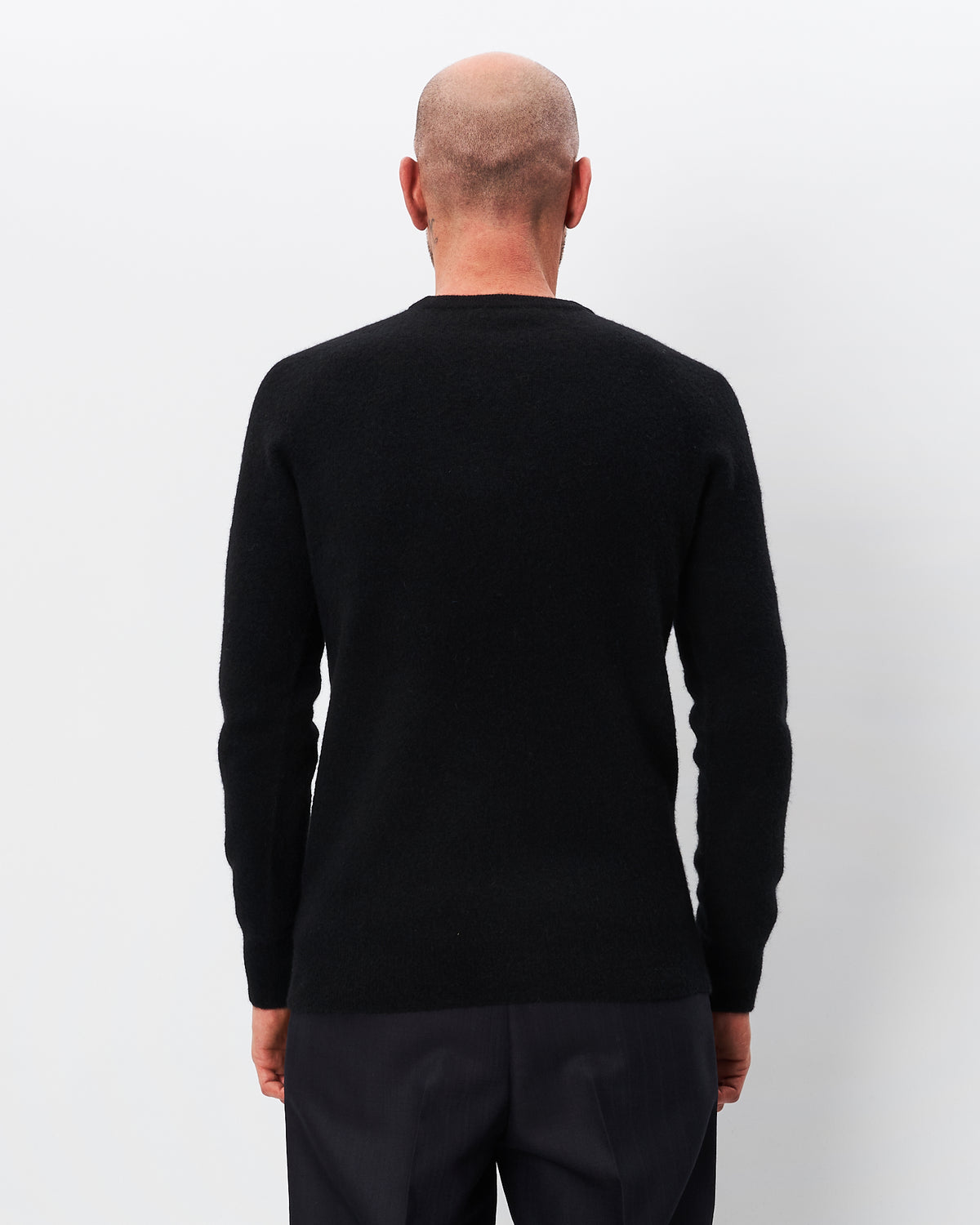 Roberto Collina maglia nera in yak