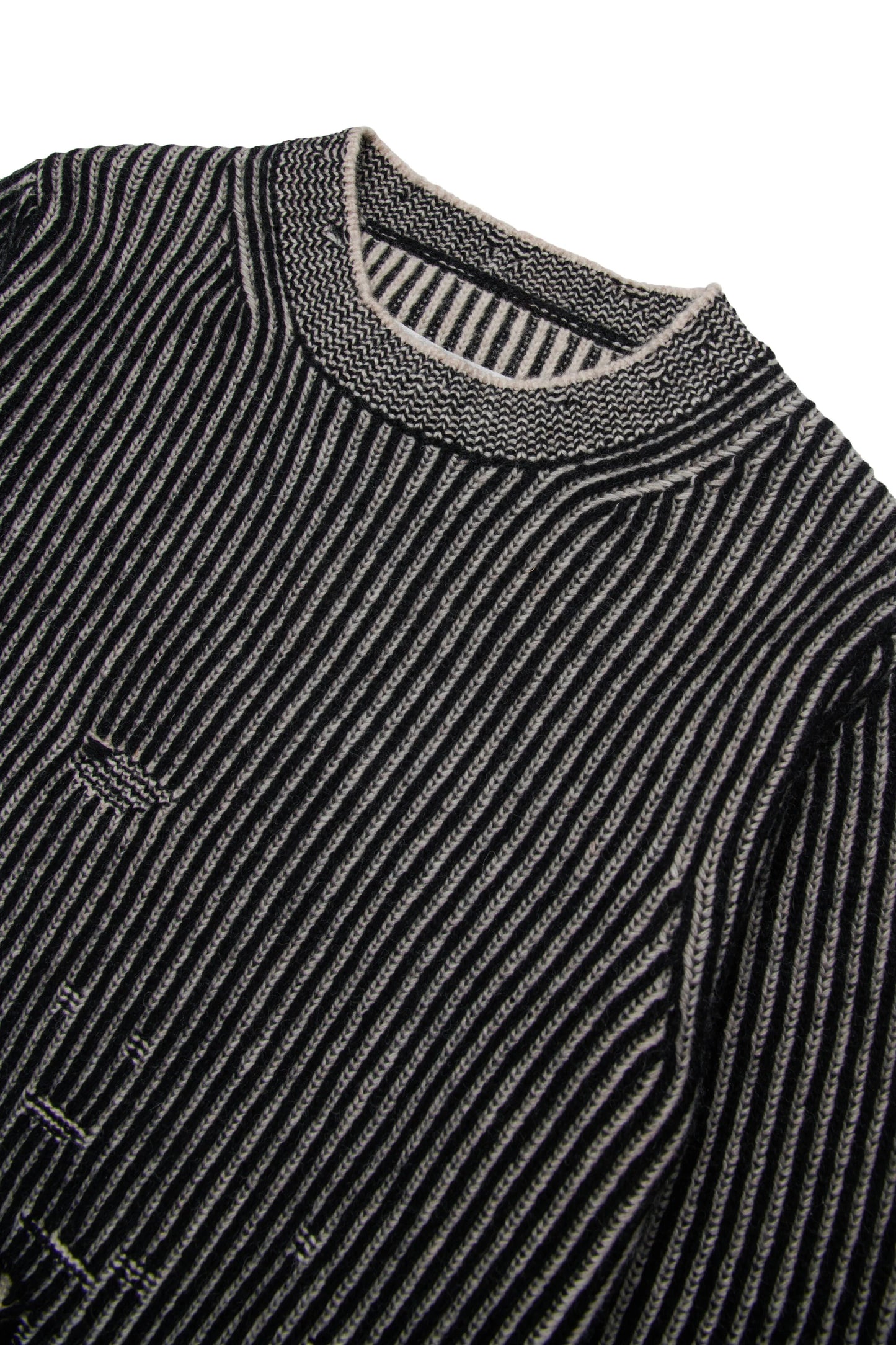 MM6 Margiela Pullover in lana a coste con rotture
