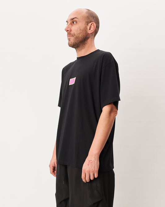 MM6 Margiela t-shirt nera con logo rosa